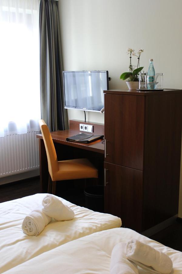Hotel Brantl Родинг Экстерьер фото