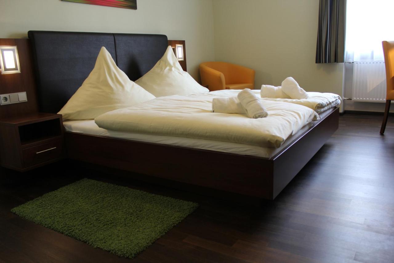 Hotel Brantl Родинг Экстерьер фото
